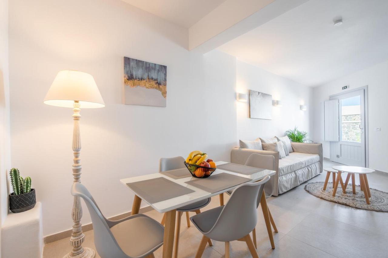 Sn Santorini Apartments Kamári Exteriér fotografie