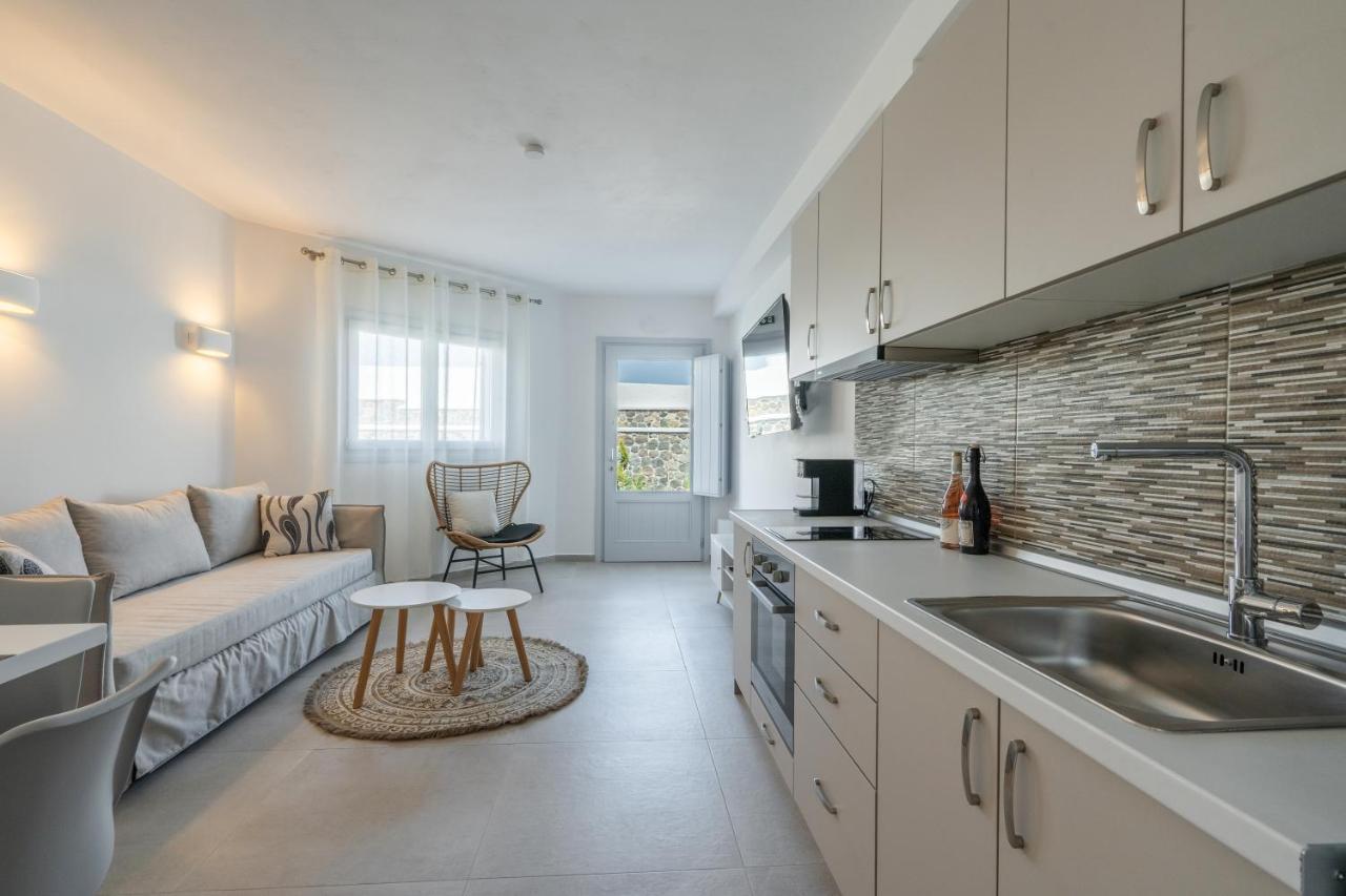 Sn Santorini Apartments Kamári Exteriér fotografie