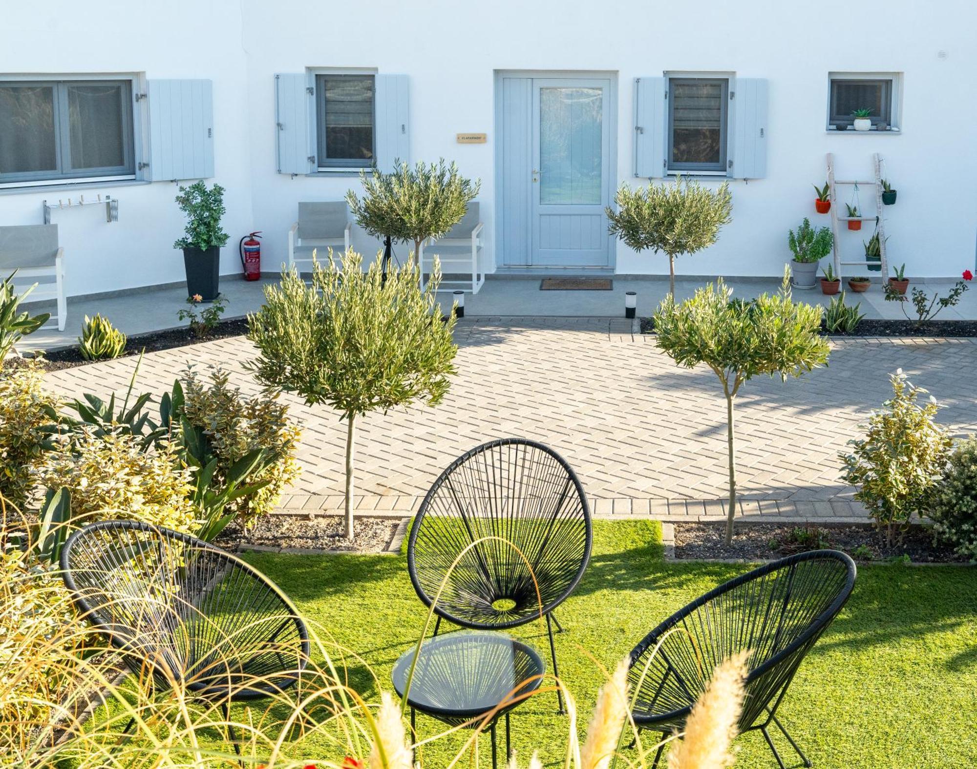 Sn Santorini Apartments Kamári Exteriér fotografie