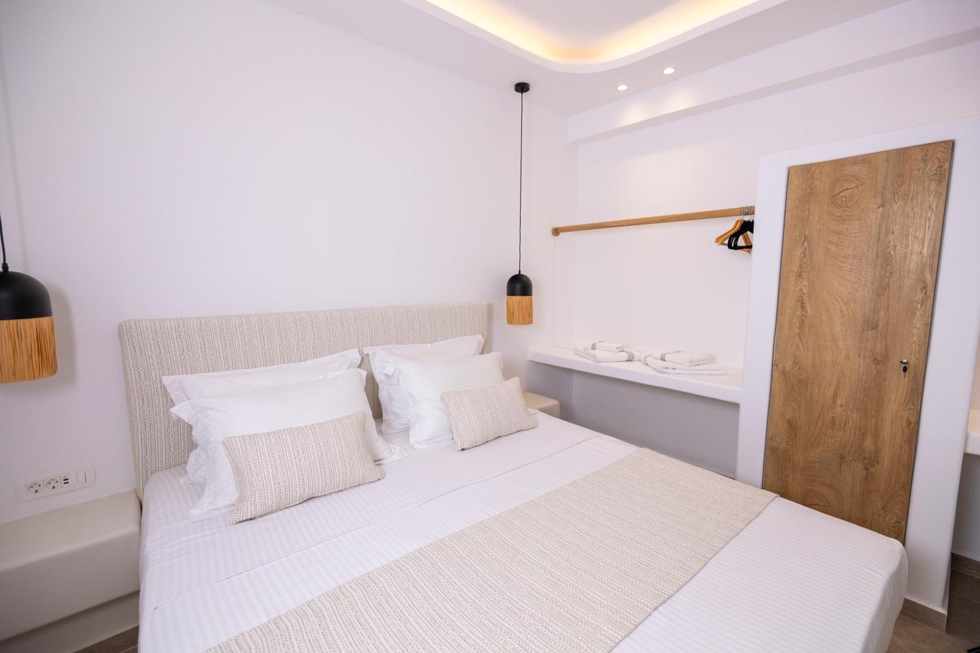Sn Santorini Apartments Kamári Exteriér fotografie